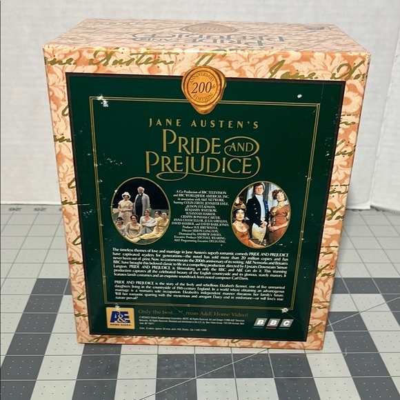 Pride and Prejudice VHS Box Set - Picture 3 of 11